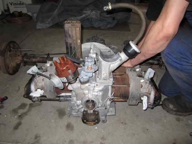 http://i902.photobucket.com/albums/ac221/SunshineUVB/100418-MotorGearboxassembledafterclean1.jpg