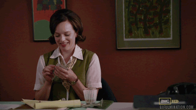 Mad Men photo PEGGY-COUNTING-MONEY.gif