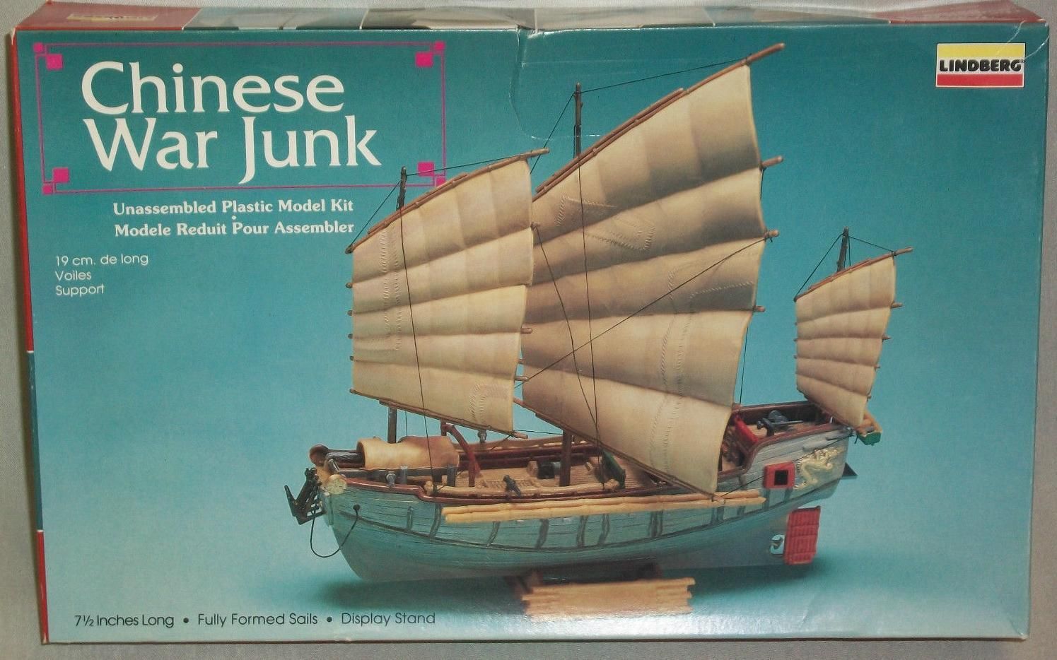 photo Pyro Chinese War Junk Lindberg issue box_zpsmd3ranpd.jpg