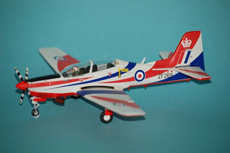 2012JubileeTucano072Airfix_zps276b7a2c.jpg