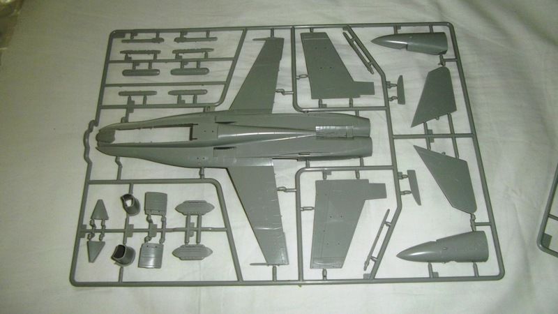 Parts01_048HobbyBossFA-18C_zpsd95ba7c5.j