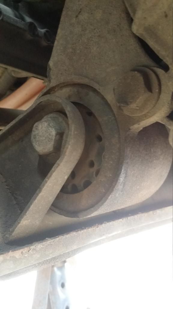 Rear gearbox mount, does this look right to you, i suspect not! VW T4