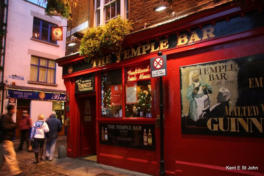 irish pub