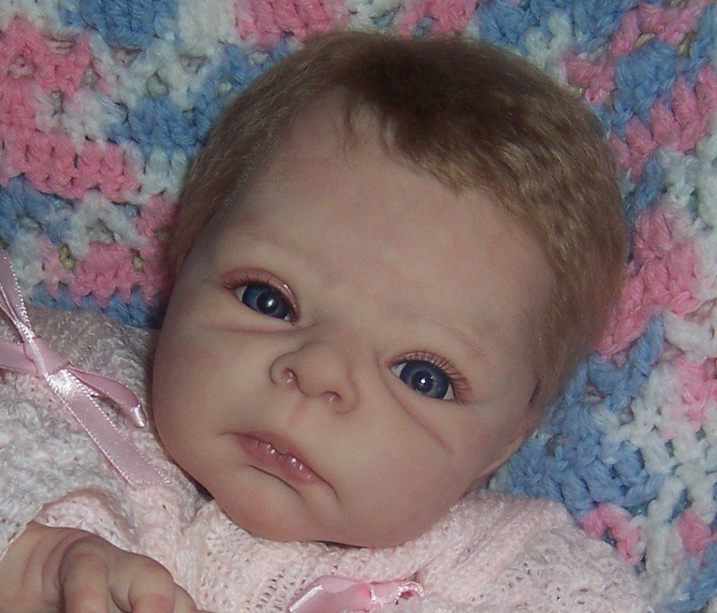 dolls world baby olivia